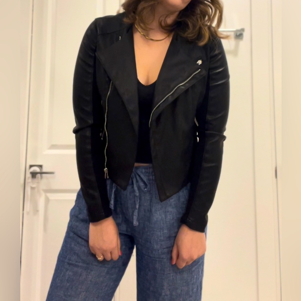 Blank NYC faux leather black moto biker jacket cropped | silver detail pockets